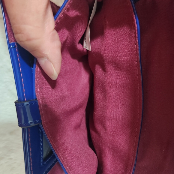 Kate Landry Blue Women's Crossbody Cellphone Size Bag - Picture 9 of 10